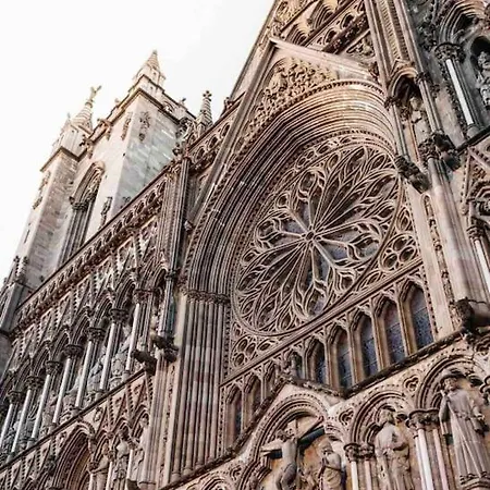 Leilighet Liten I Gamle Bybro - Parkering Inkludert Trondheim